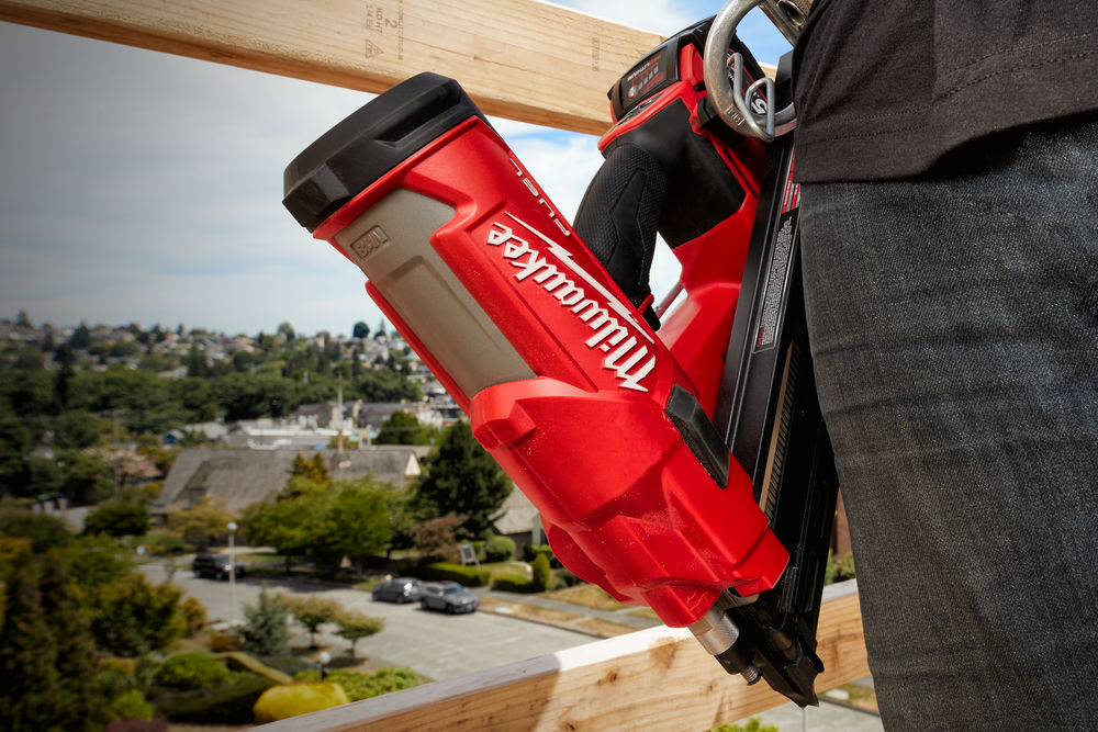 Гвоздезабиватель/Нейлер MILWAUKEE M18 FFN-502С 4933471404