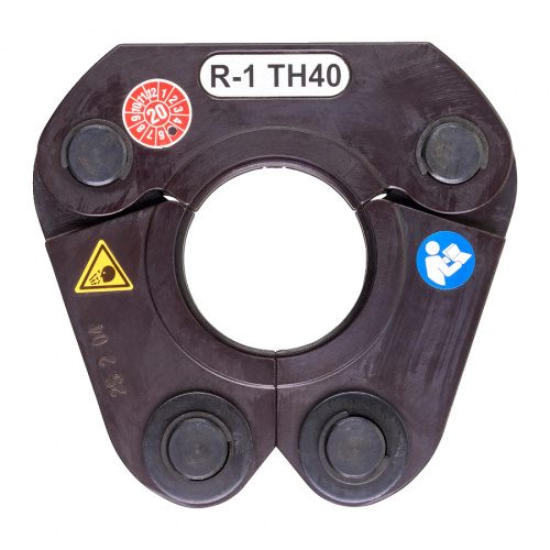 TH Jaws (J18)4932430288--Hero_1_HiRes.jpg